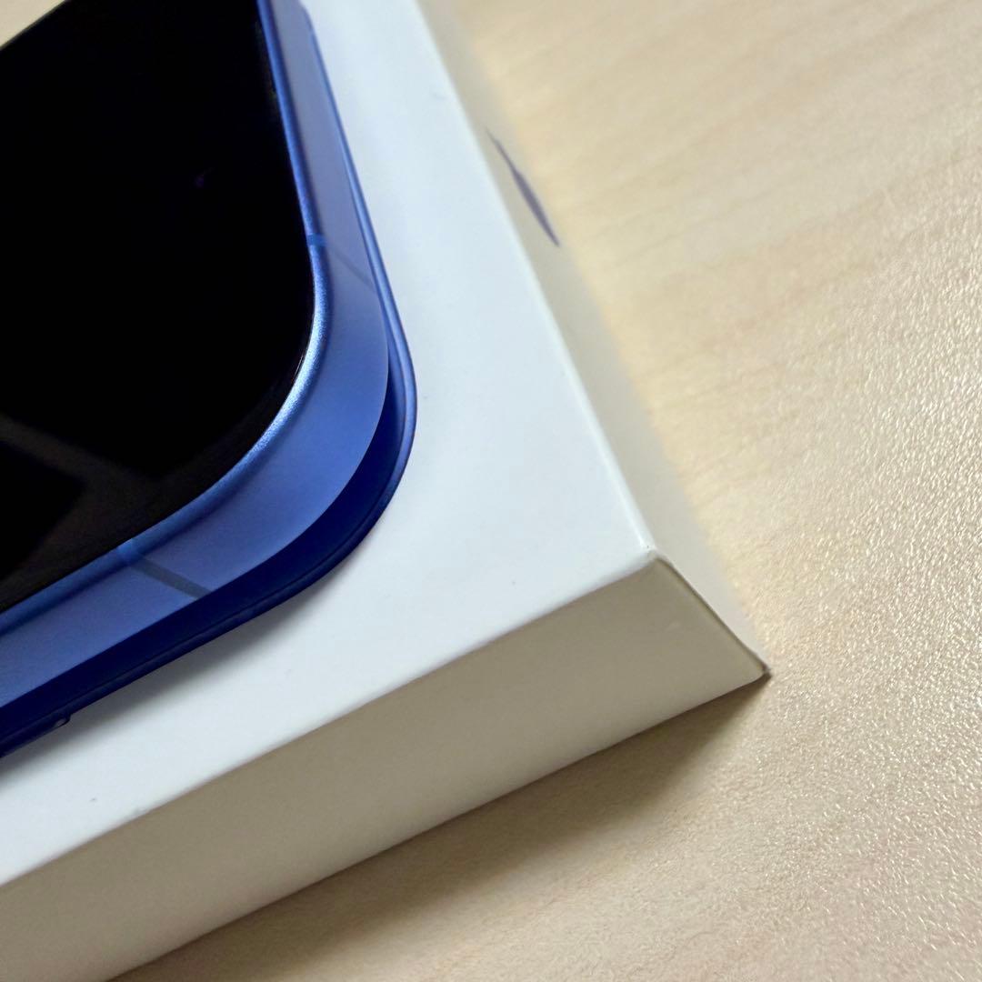 極美品iPhone16 128gb ウルトラマリン　SIMフリー フィルム付き