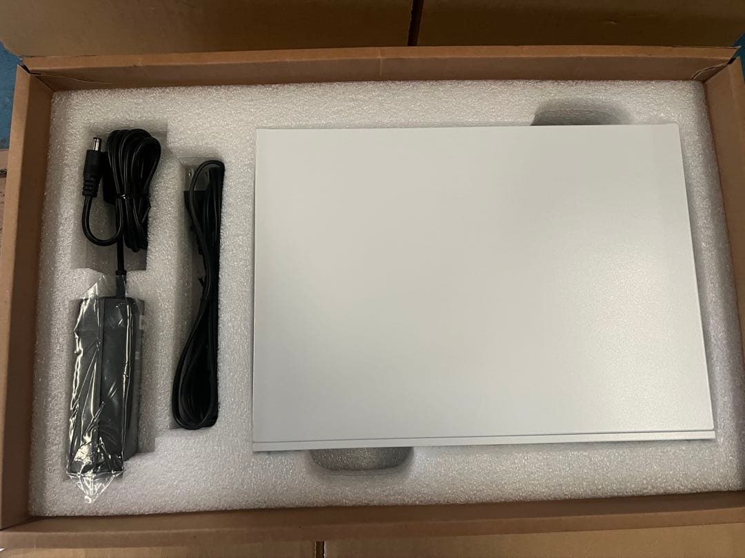 Sophos Biz Box UTM SSB ルーター