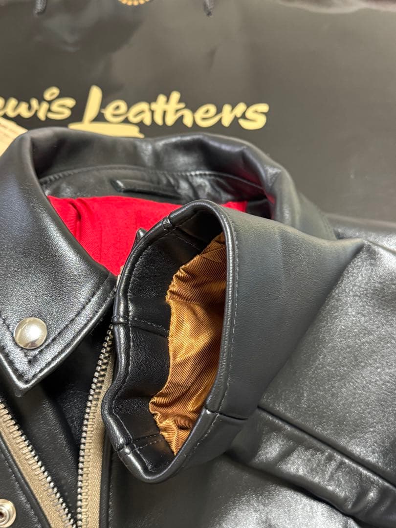 ルイスレザー　サイクロン　ラットランドシープ　44インチ