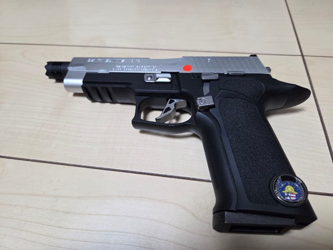 センチネルナイン　レオン専用モデル