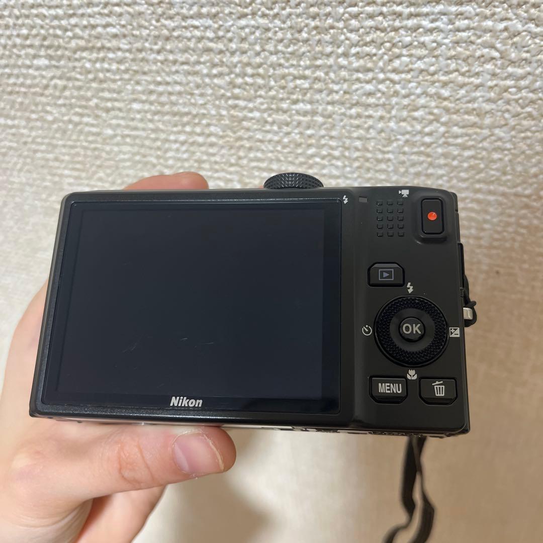 デジタルカメラ M