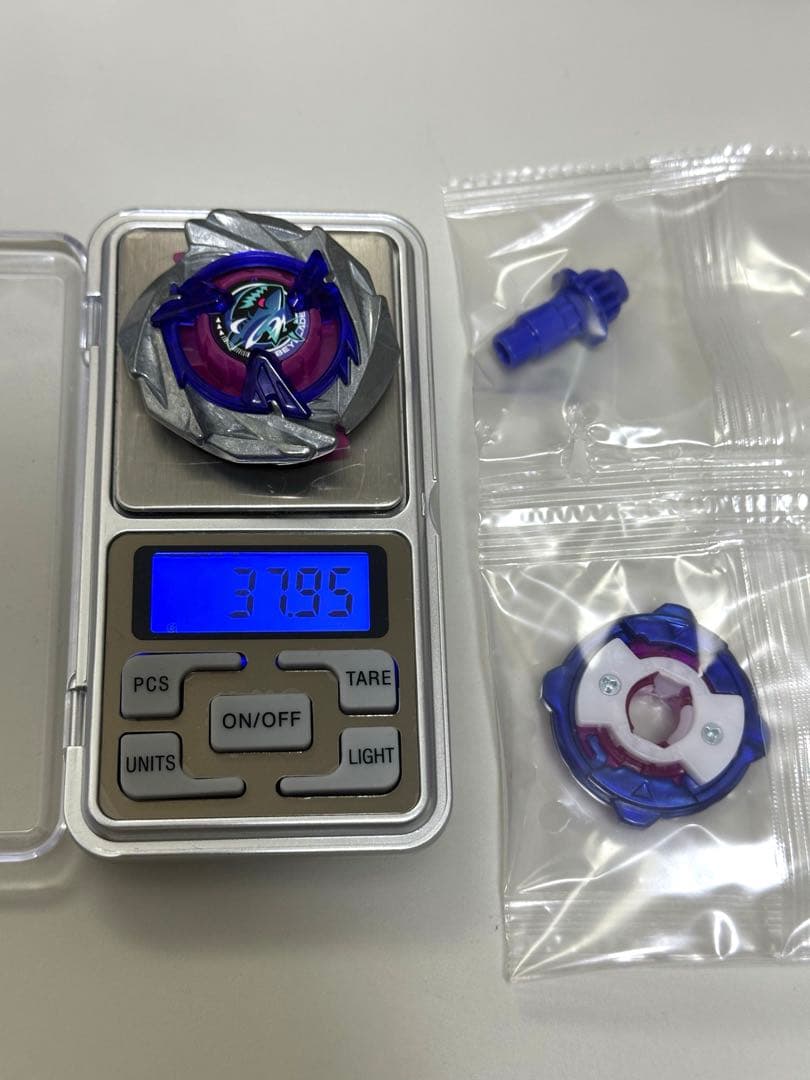 シャークスケイル4-50UF 高重量37.95ベイブレードX