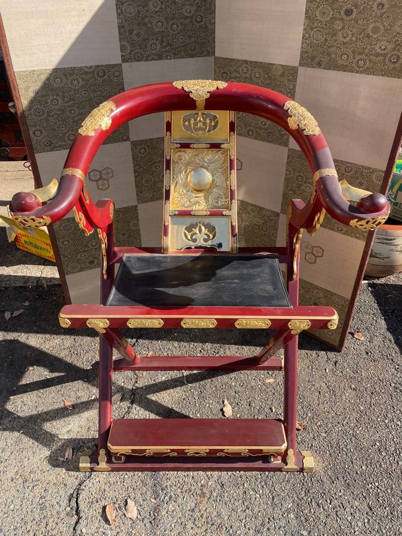 寺院仏具 ルーツ型本曲録 平安寺　住職/僧侶の椅子 漆塗/金箔/折りたたみ式