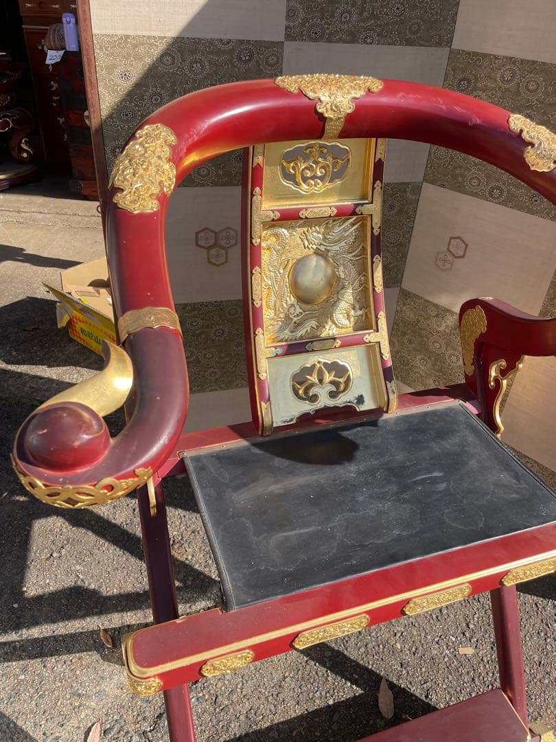 寺院仏具 ルーツ型本曲録 平安寺　住職/僧侶の椅子 漆塗/金箔/折りたたみ式