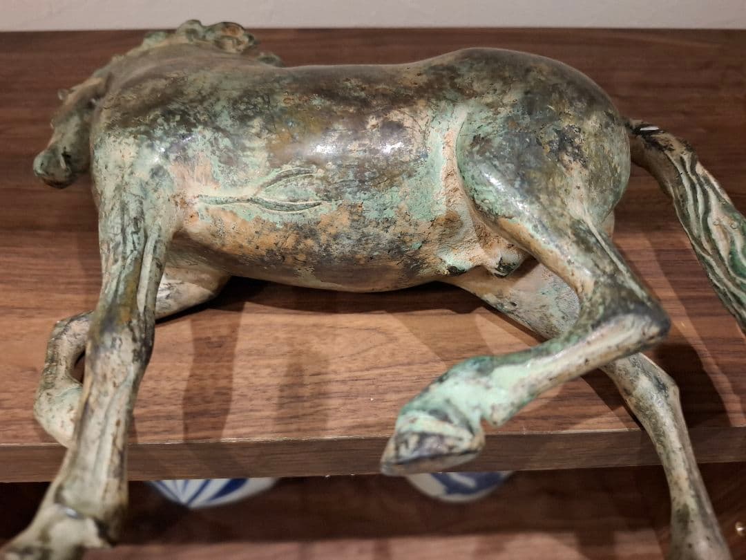 旧豪家蔵出し ブロンズ馬の彫刻 台座有り
