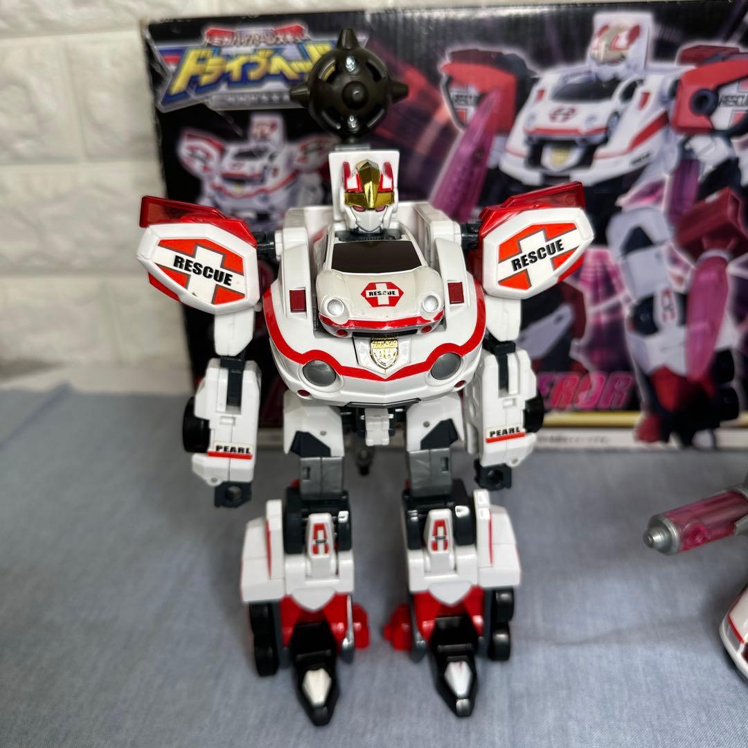 トミカハイパーレスキュードライブヘッド　シンクロ合体セット　アーマードエンペラー