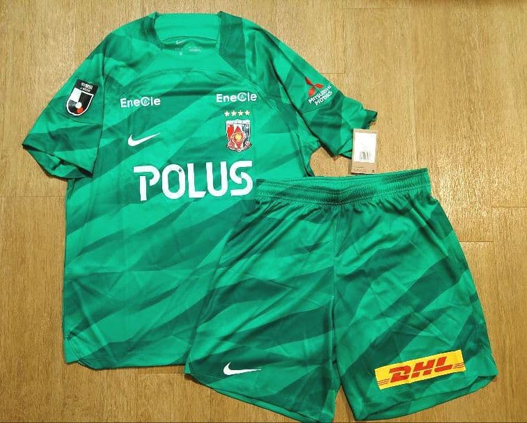 浦和レッズ　2024ゴールキーパーユニフォーム　上下　西川周作