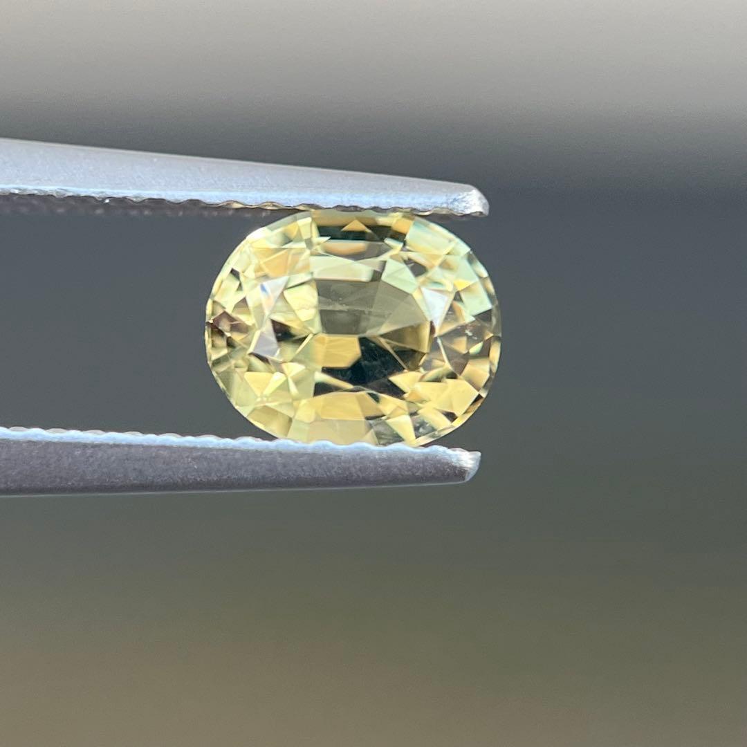 スリランカ産非加熱天然クリソベリルルース