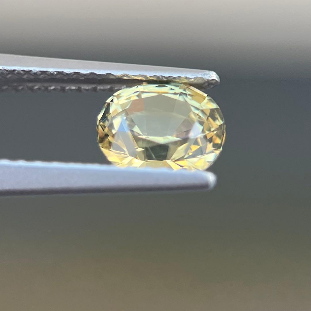 スリランカ産非加熱天然クリソベリルルース