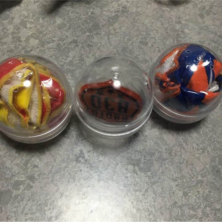 メトロポリス ガチャ カプセル