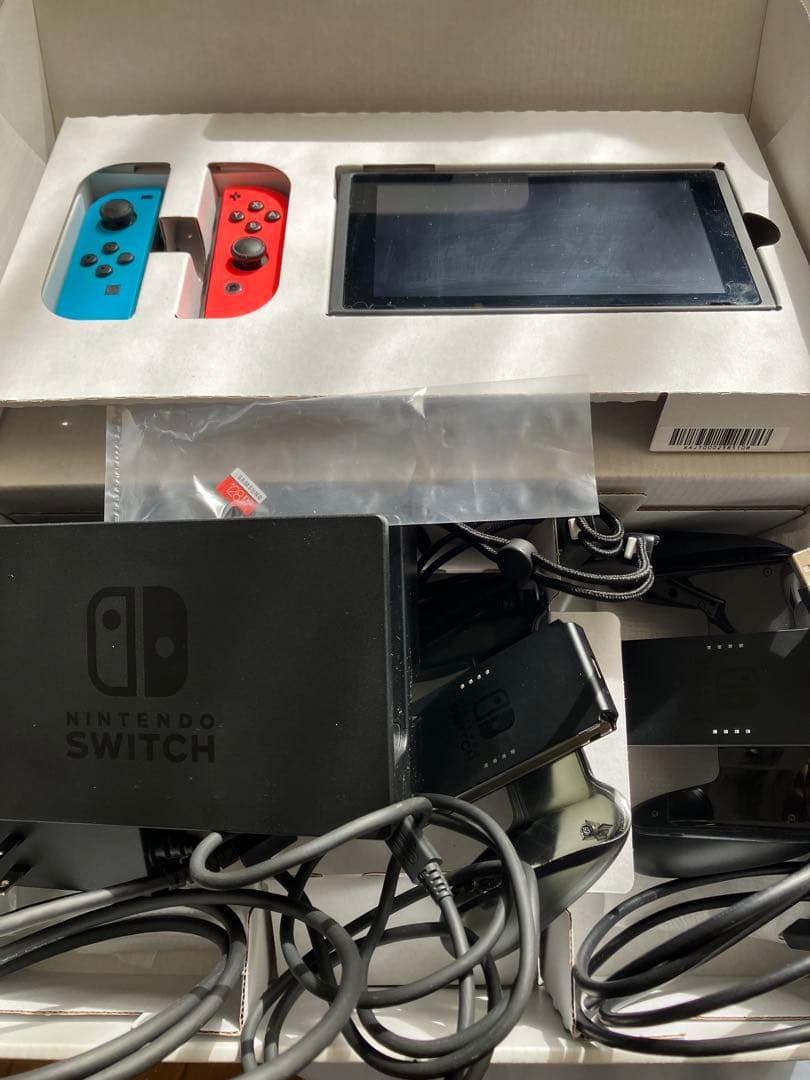 Nintendo Switch 本体 青/赤 128GSDカード・充電グリップ付