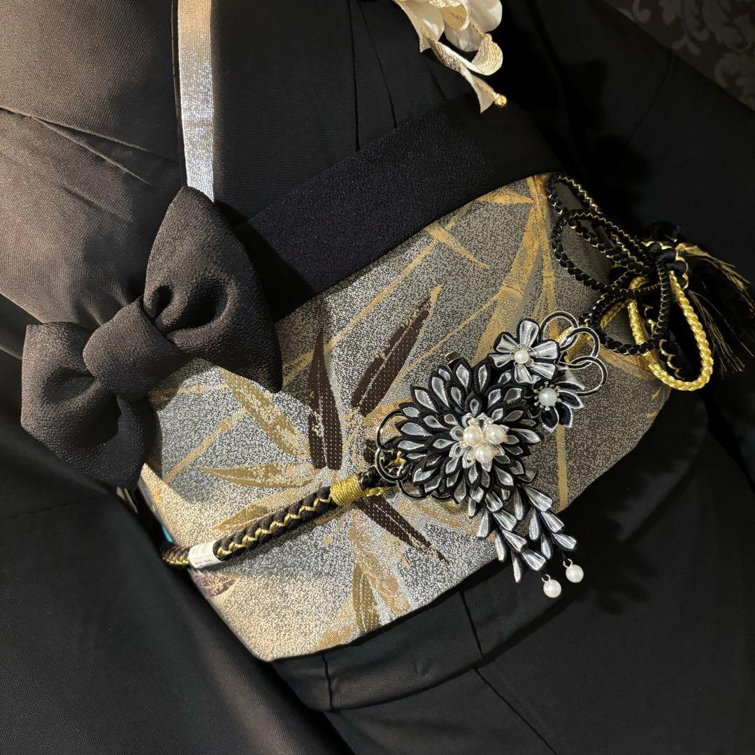 美品　黒地　大柄　金駒刺繍　金彩　逸品　振袖　フルセット 振り袖