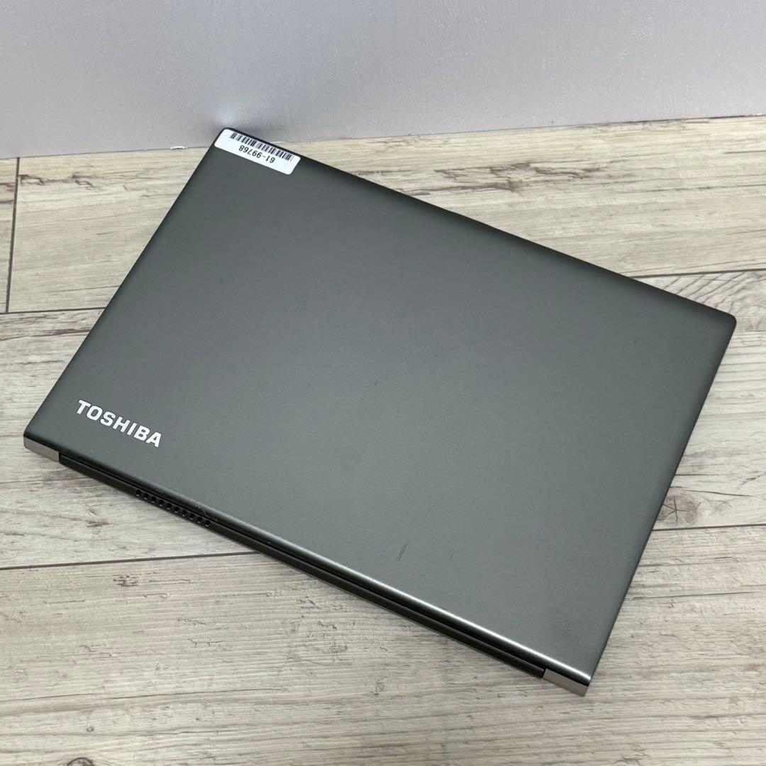 dynabook R63DN 第8世代i5 8GB SSD Windows11