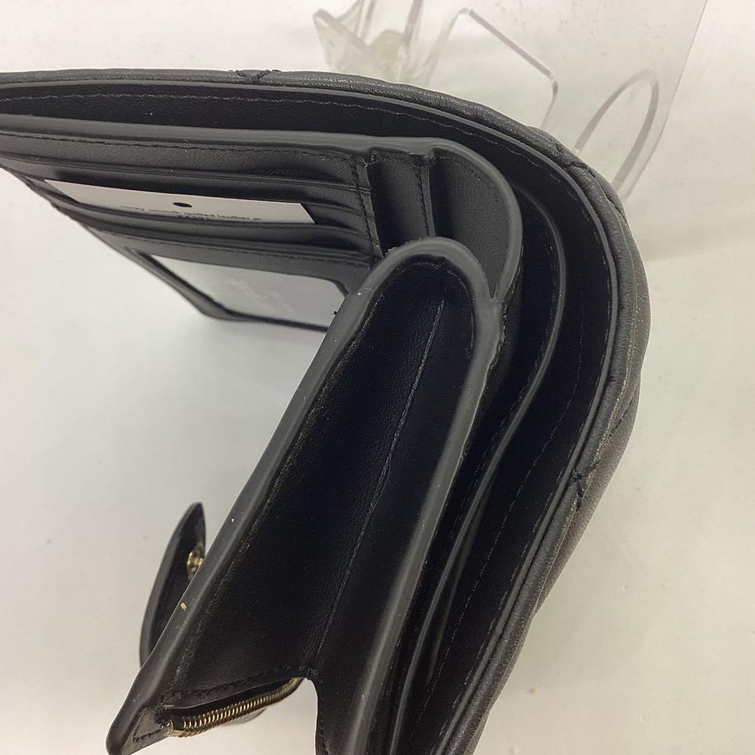 kate spade ブラック 二つ折り財布　キルティング加工