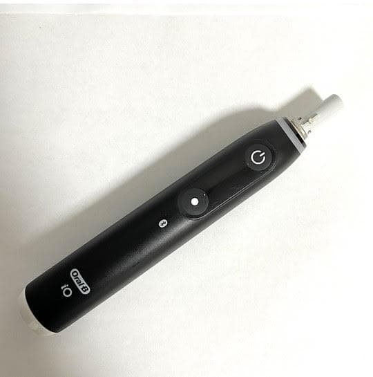 【電動歯ブラシ】ブラウン_オーラルB_iO6_iOM61B60BK