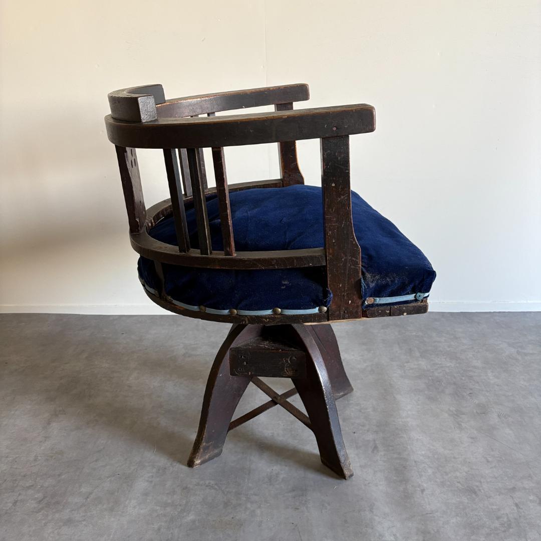 アンティーク　木製ドクターチェア　回転椅子