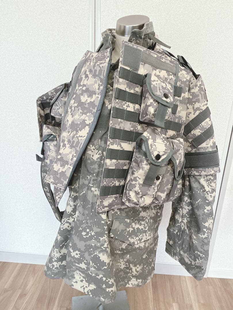 美品❗️PROPPER/ガンジャケット、ミリタリーベスト 厚手迷彩服　上セット