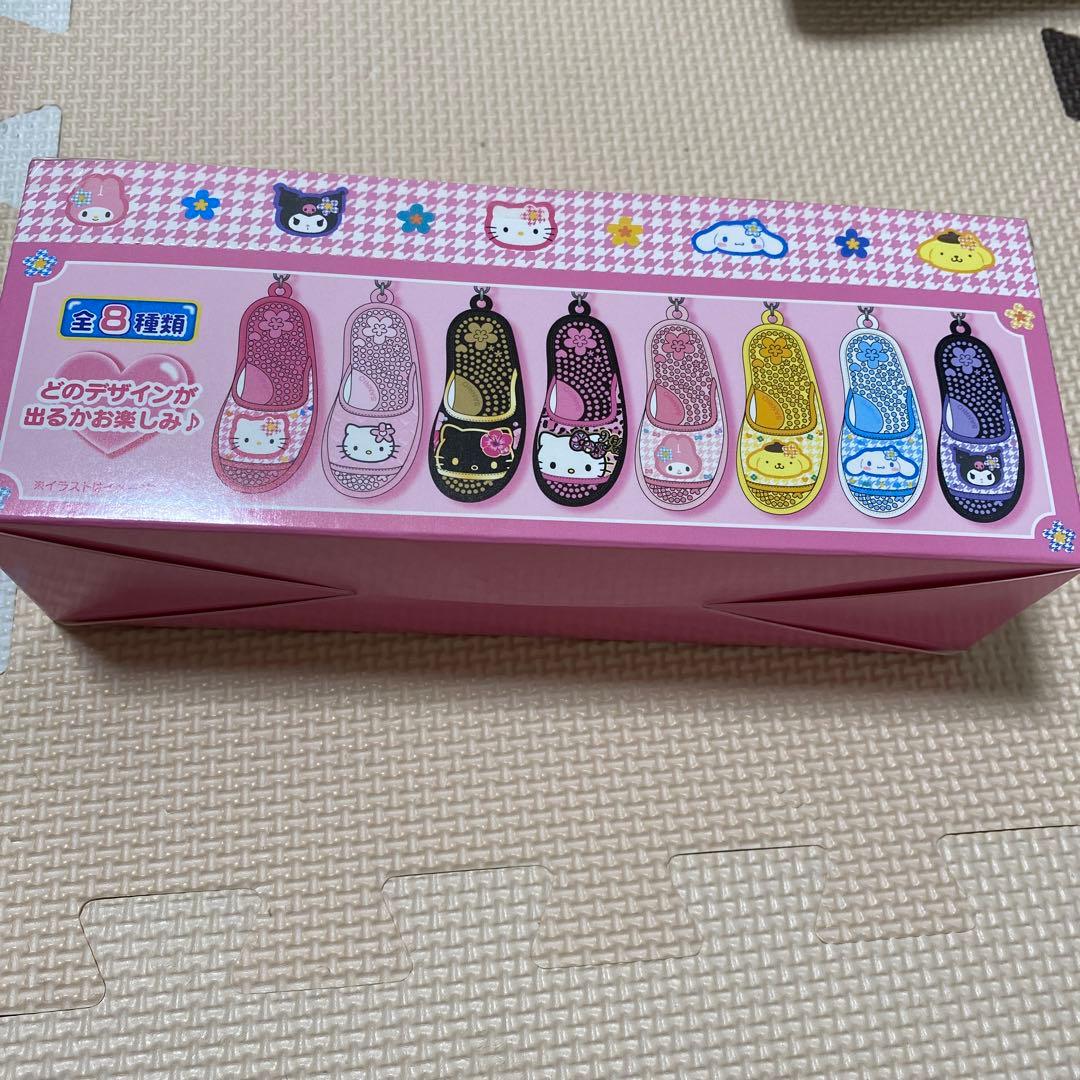 サンリオ シークレット サンダル キーホルダー