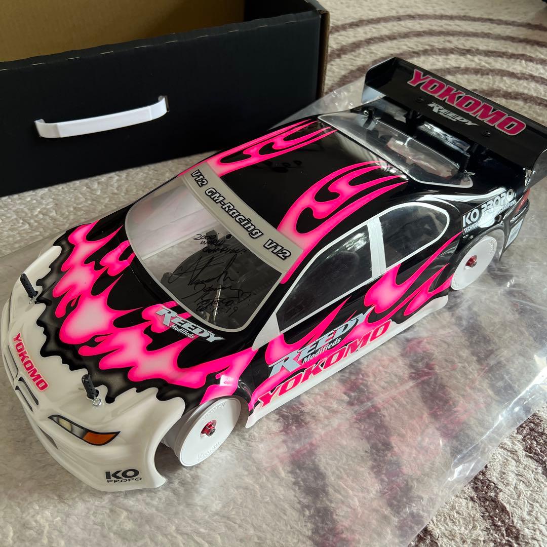 Yokomo V12 GM-Racing ラジコンカー