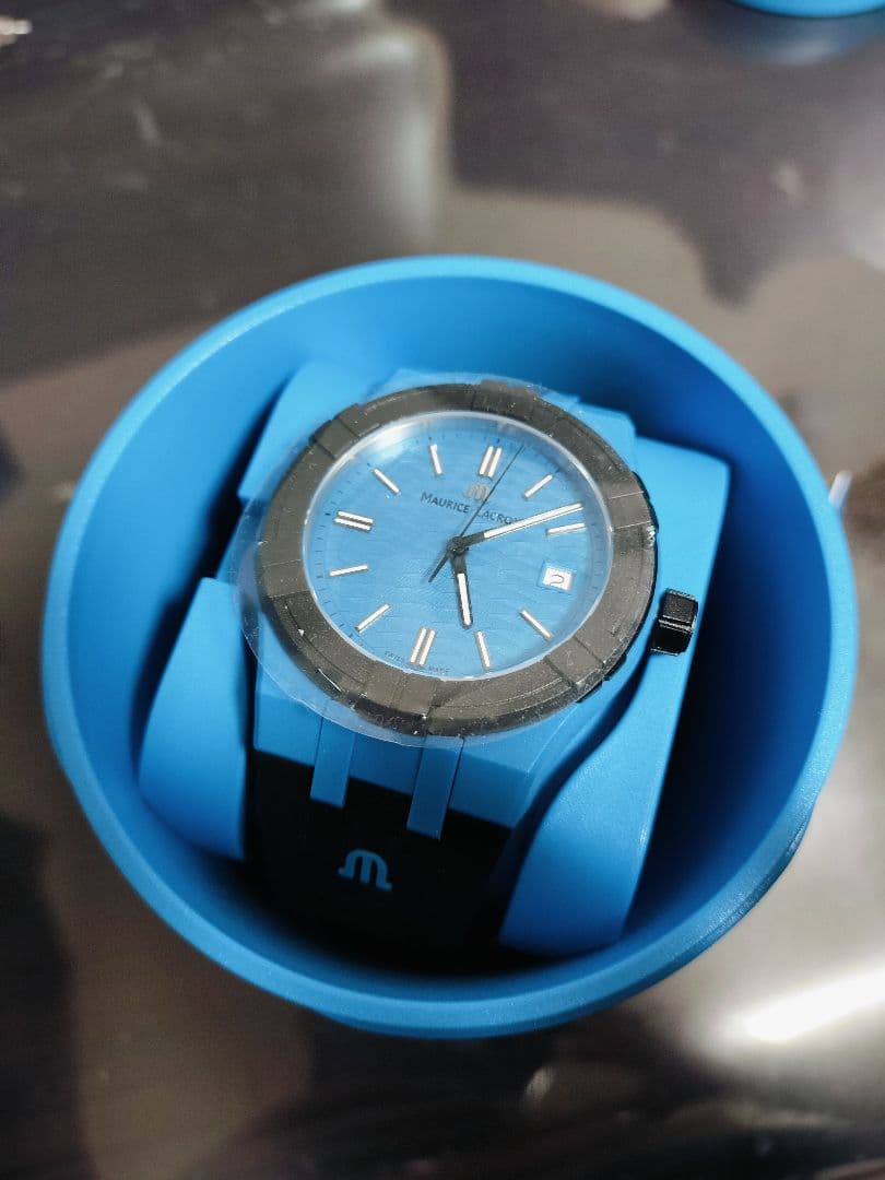 新品　Maurice Lacroix ブルー ラバーベルト 時計