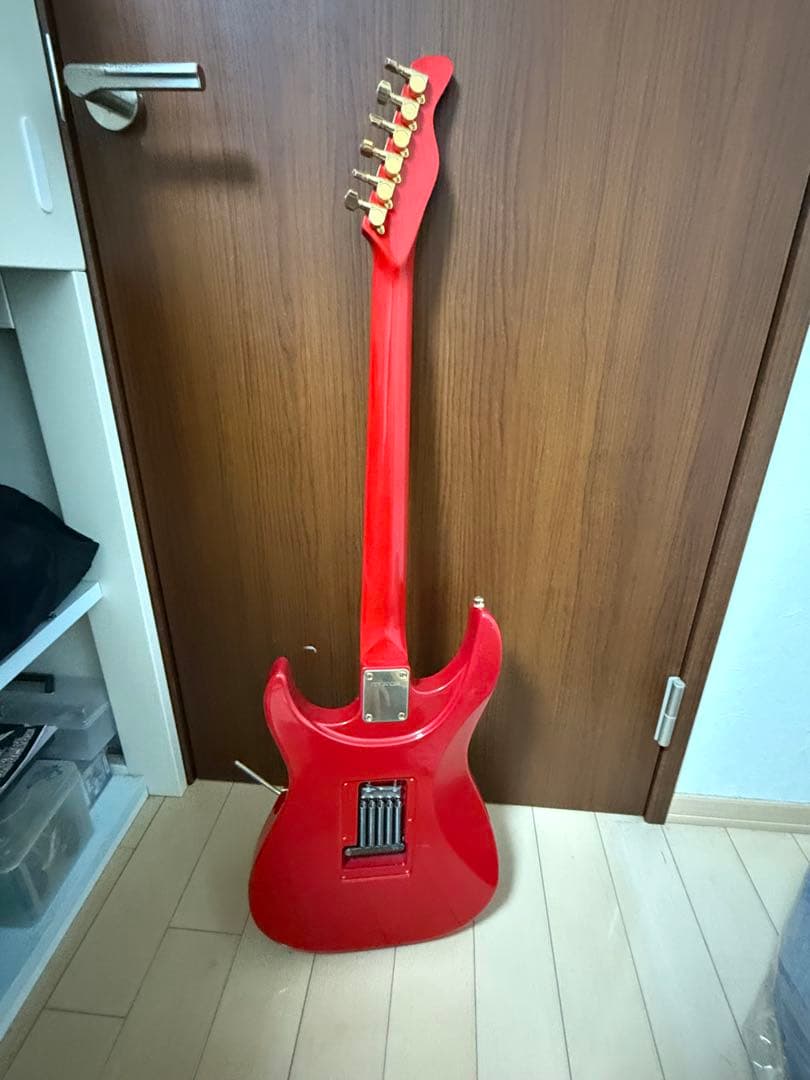 L'Arc〜en〜Ciel kenモデルギター