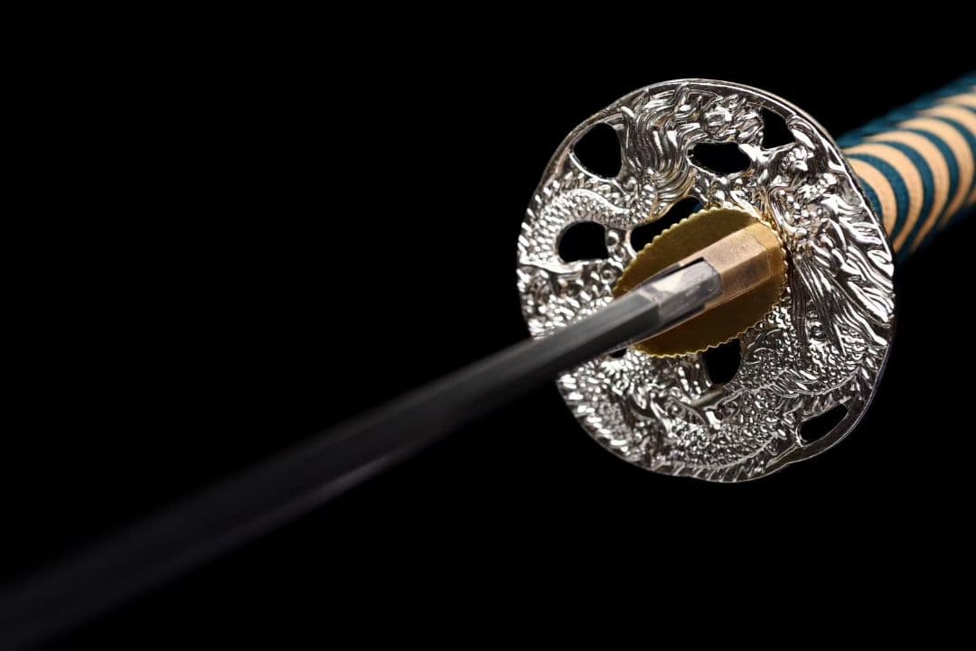 【武士の魂】古兵器 刀装具 日本刀　模造刀 居合刀 武士道 鑑賞用 美術刀