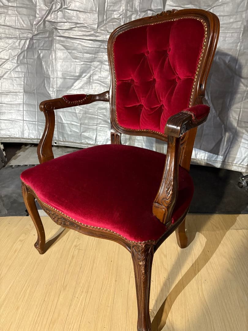 イタリア製　ヴェローナクラシック　アームチェア　モケット　猫足