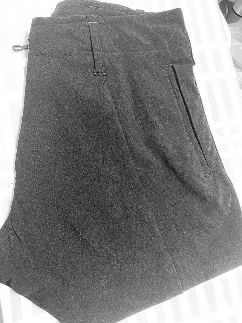 ミスチル桜井 着用 kiryuyrik カーブサルエルパンツ