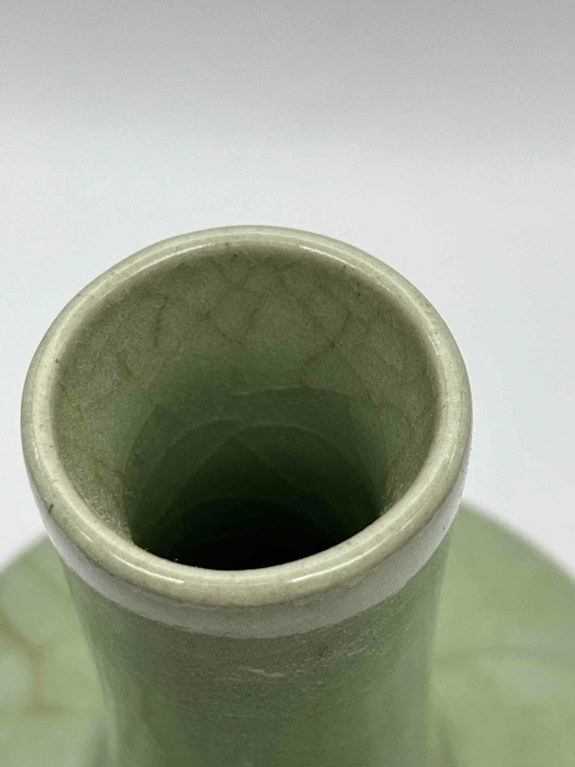 南宋～元時代　青磁貫入花瓶　汝官窯　龍泉窯　花入　茶道具(E-78)