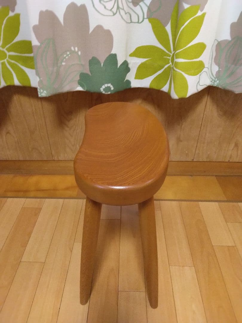 木製オーバル型スツール 4本脚