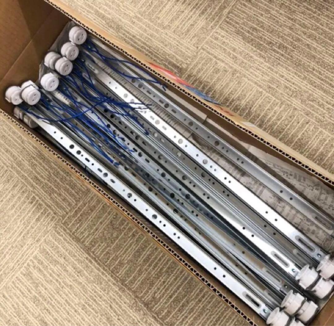 看板用 シャーシ型LED蛍光灯器具 A0320D