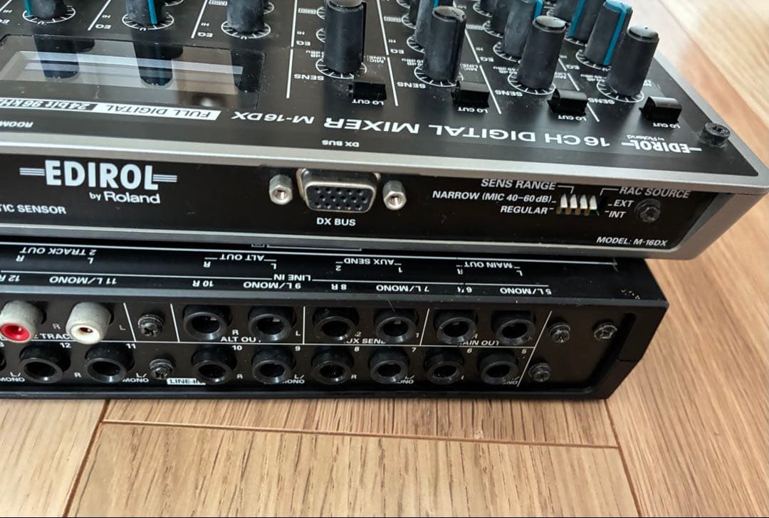 Roland フルデジタル24bit96kHz 16chミキサー M-16DX