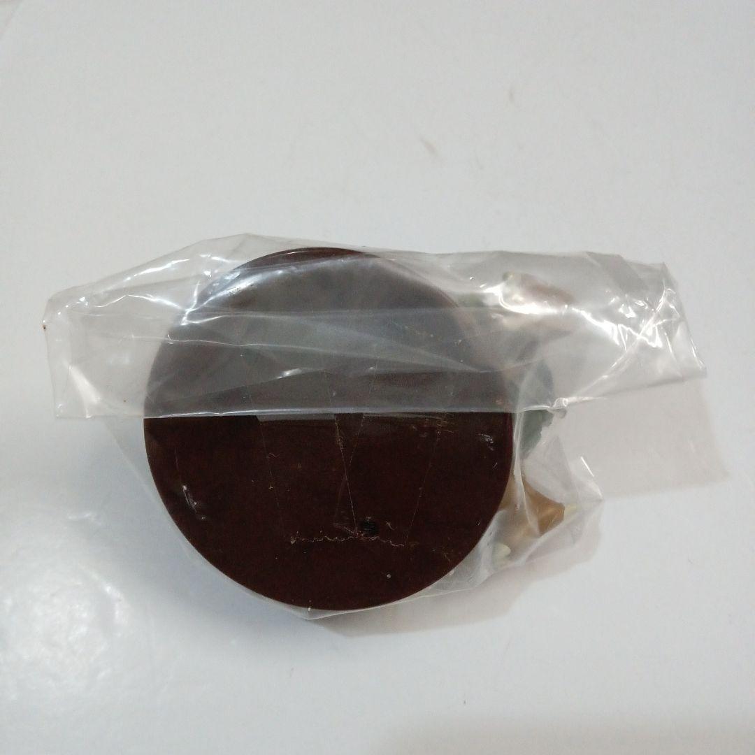 立体ポケモン図鑑　トサキント　ププリン　ピィ　イシツブテ　ナマケロ　レジロック