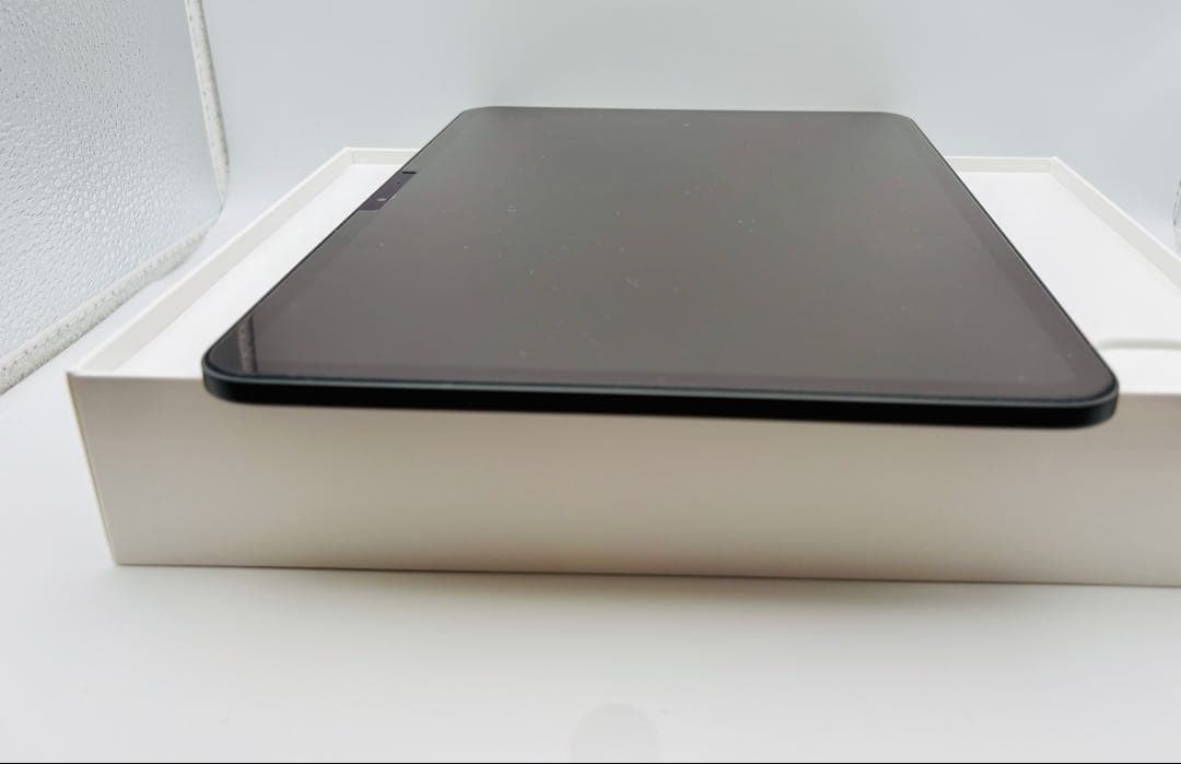 美品Apple iPad Pro 11インチ (M4) 256GB Wi-Fi