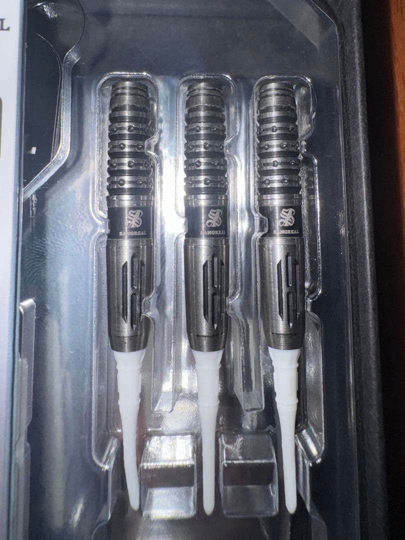 アズール 金子拓輝モデル エスダーツ限定モデル 2BA