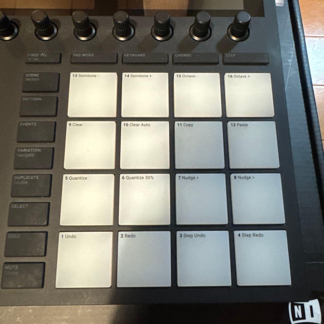 ライセンス有り　MASCHINE mk3