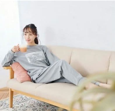 新品未使用品　AOKI＆PEANUTSコラボ AOKIの疲労回復リカバリーウェア