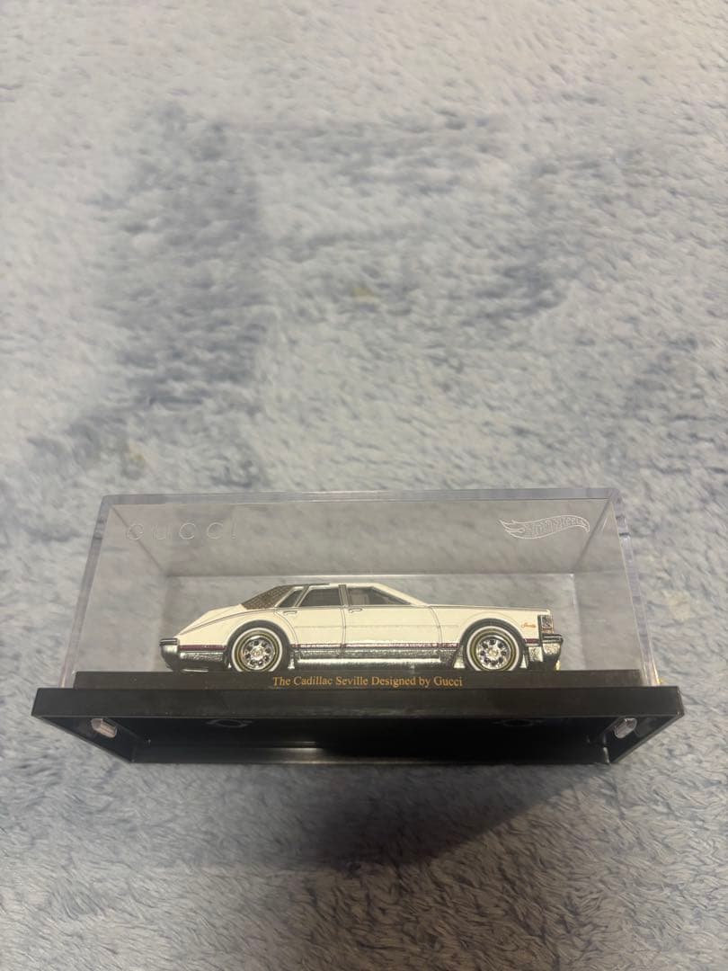 GUCCI Cadillac Seville ホットウィール世界限定5000