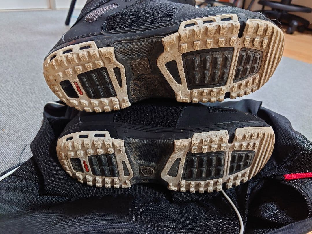 salomon SAVAGE スノーボードブーツ