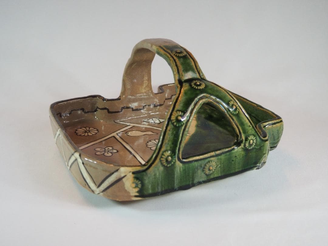 加藤十右衛門造『赤織部手鉢』（共箱）