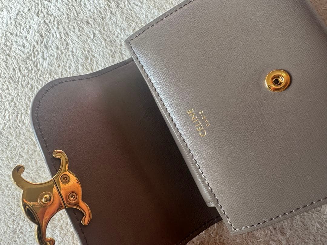 CELINE セリーヌ　ウォレット　二つ折り財布 ベージュ
