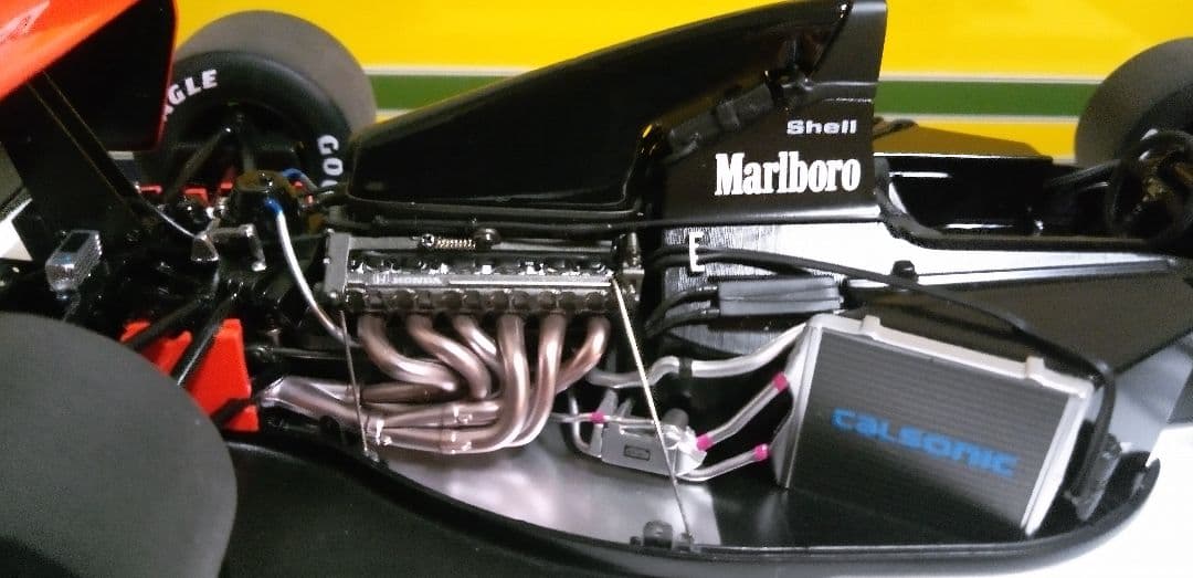 オートアート 1/18 F1 マクラーレン MP4/6 Aセナ Marlboro