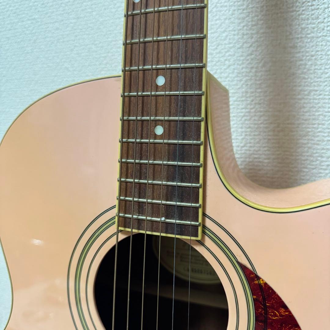 アコースティックギター Fender フェンダー　ピンク　アコギ