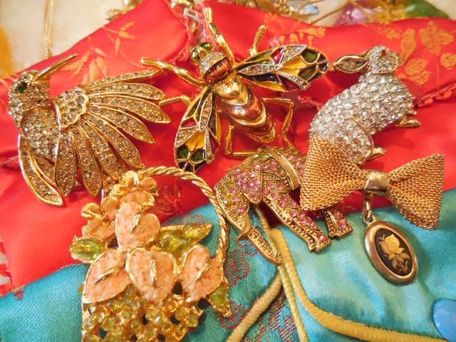 遺品整理 アジアン ジュエリー アクセサリー ネックレス バングル ブローチ