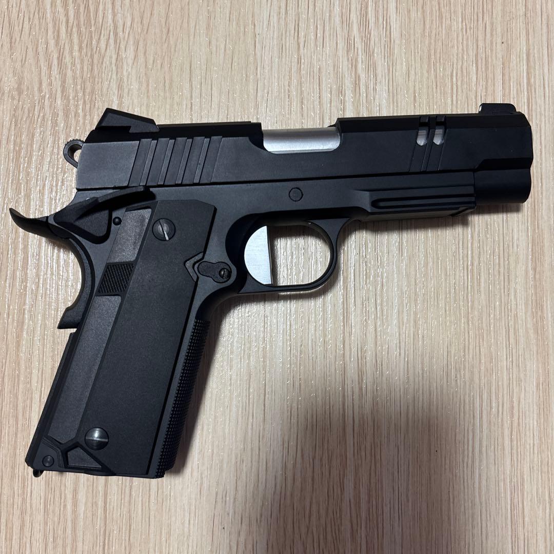 Carbon8 HELLCAT 4.3 co2ガスガン