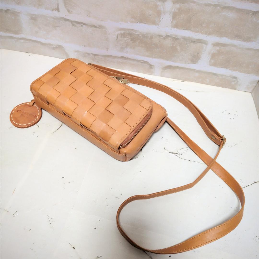 ★【ズッケロ フィラート】メッシュ ショルダーバッグ キャメル 美品 収納多し