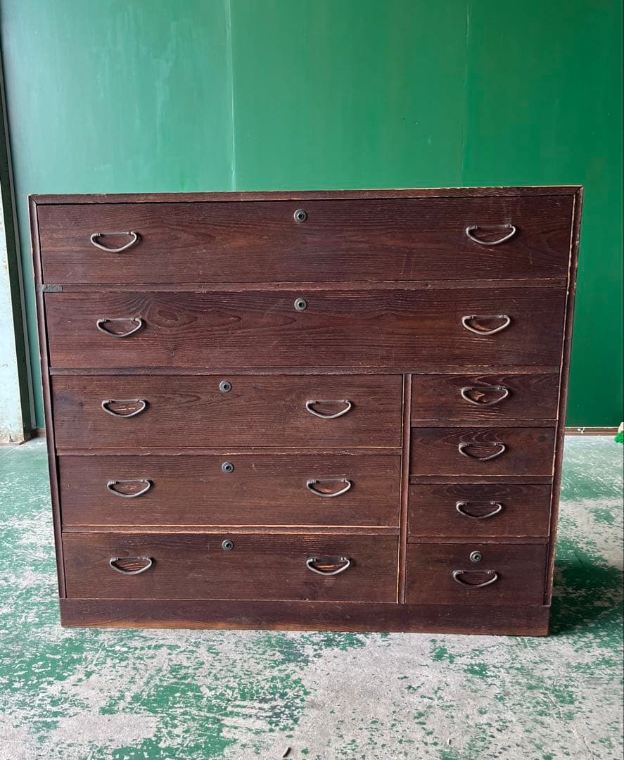 和箪笥 昭和レトロ 当時物 インテリア アンティーク ビンテージ 鉄金具