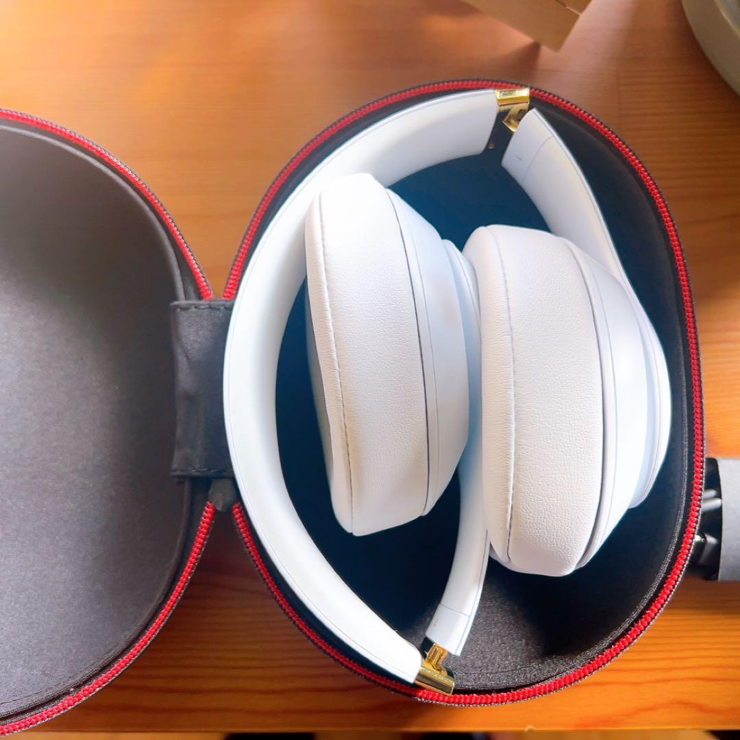 Beats Studio3 ワイヤレスヘッドホン