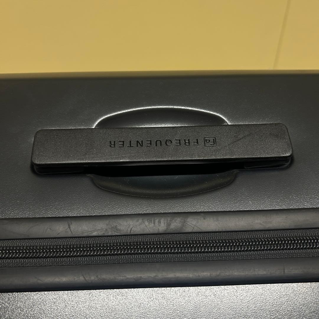 FREQUENTER 【1-252】LIEVE 4輪キャリーM 52L