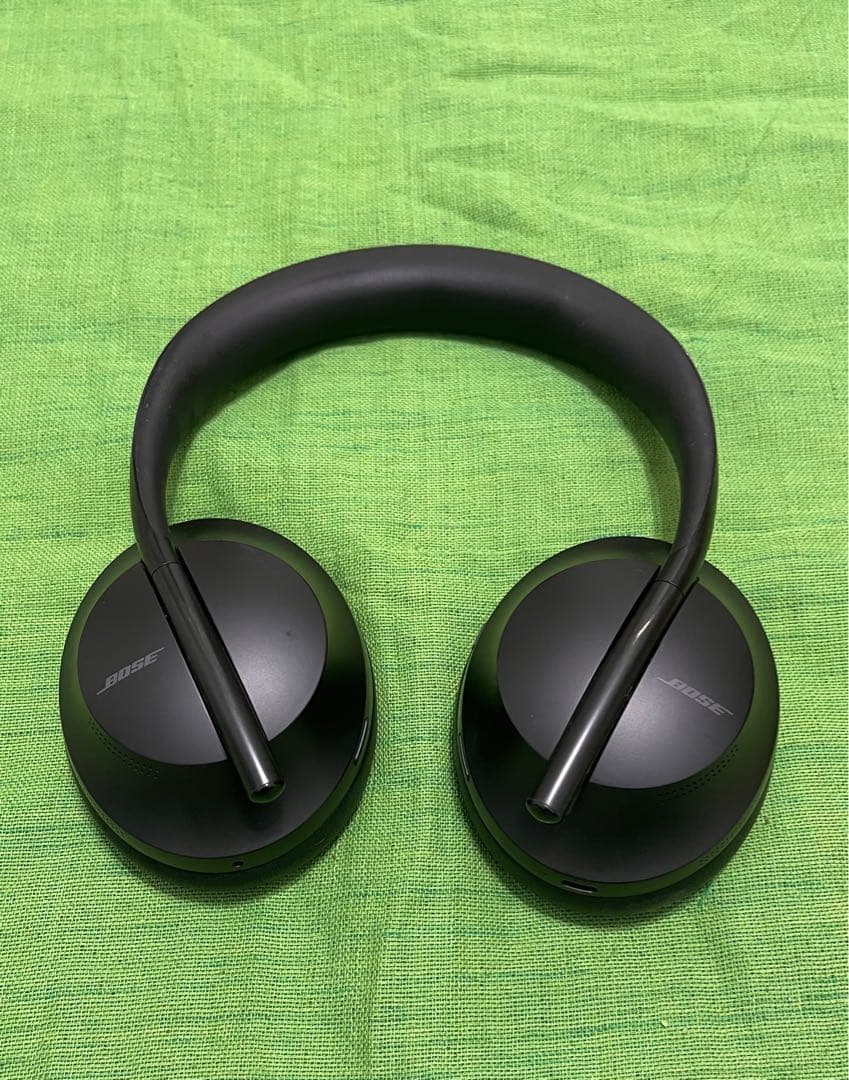 0*代様 BOSE QuietComfort 700 ノイズキャンセリング　パッ